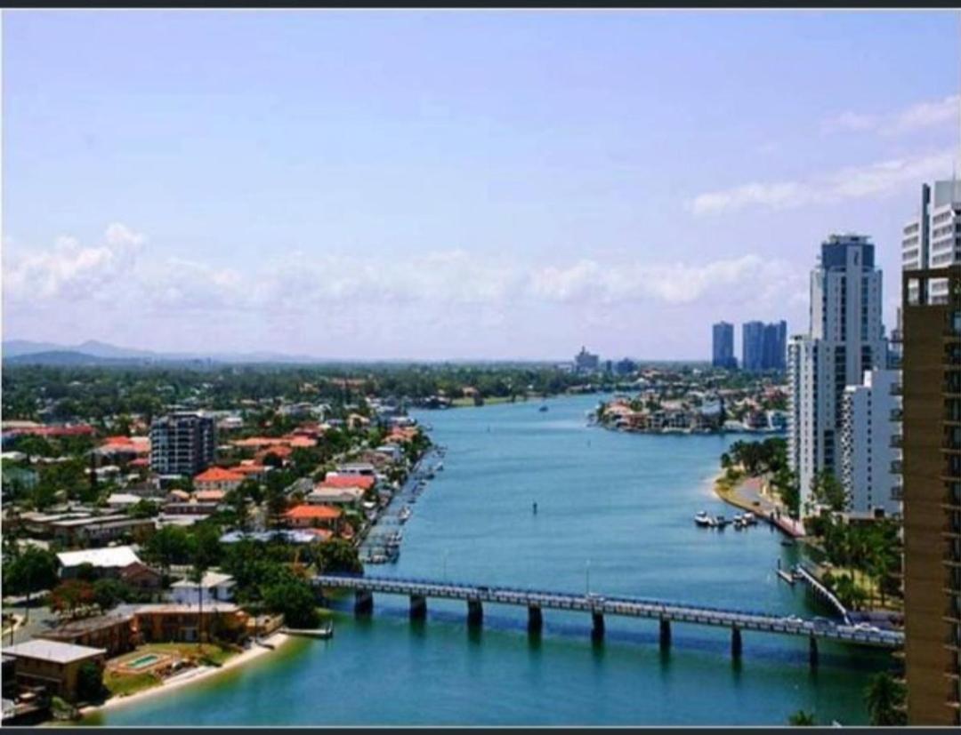 Circle Surfers Paradise Holidays Eksteriør billede