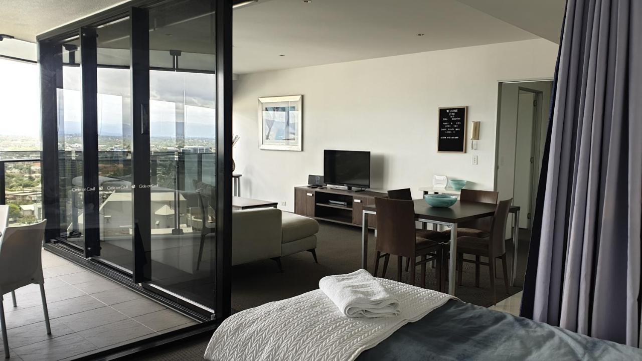 Circle Surfers Paradise Holidays Eksteriør billede